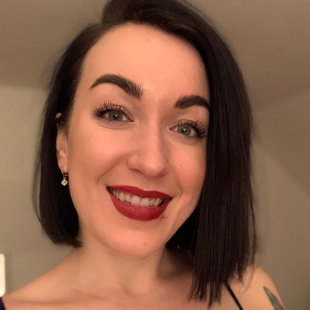 Meet your Posher, Katelyn